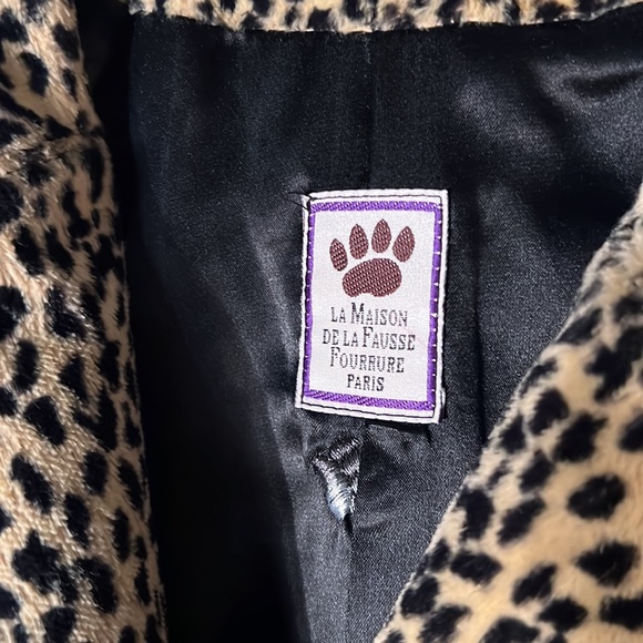 La Maison de la Fausse Fourrure Blazer Size Medium - Picture 4 of 11